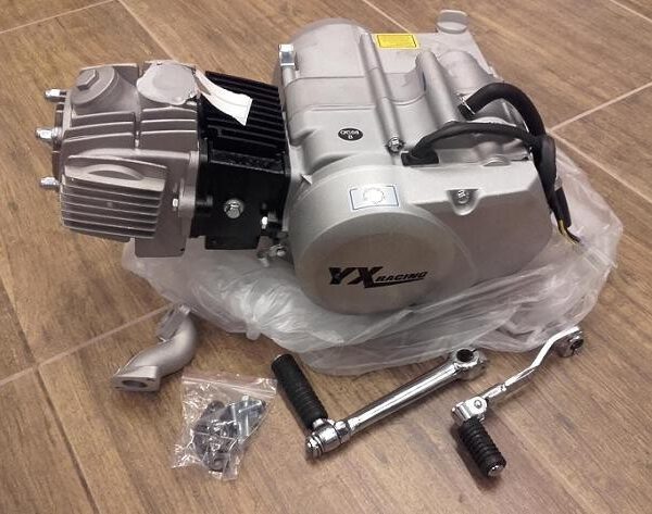 BLOCCO MOTORE 110CC YX SEMIAUTOMATICO 4 marce SENZA FRIZIONE PIT BIKE