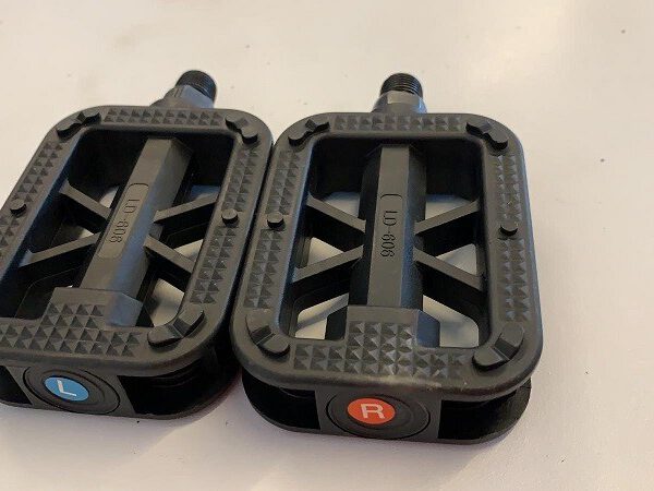 COPPIA POGGIAPIEDI PEDALI SCOOTER ELETTRICO SKY II Z-TECH SKY II REVENGE